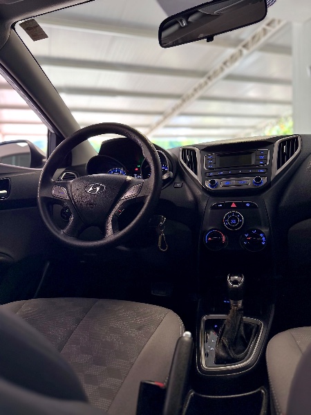 HYUNDAI HB20S 1.6 COMFORT STYLE 16V 2015/2016 MALAGGI VEÍCULOS ENCANTADO / Carros no Vale