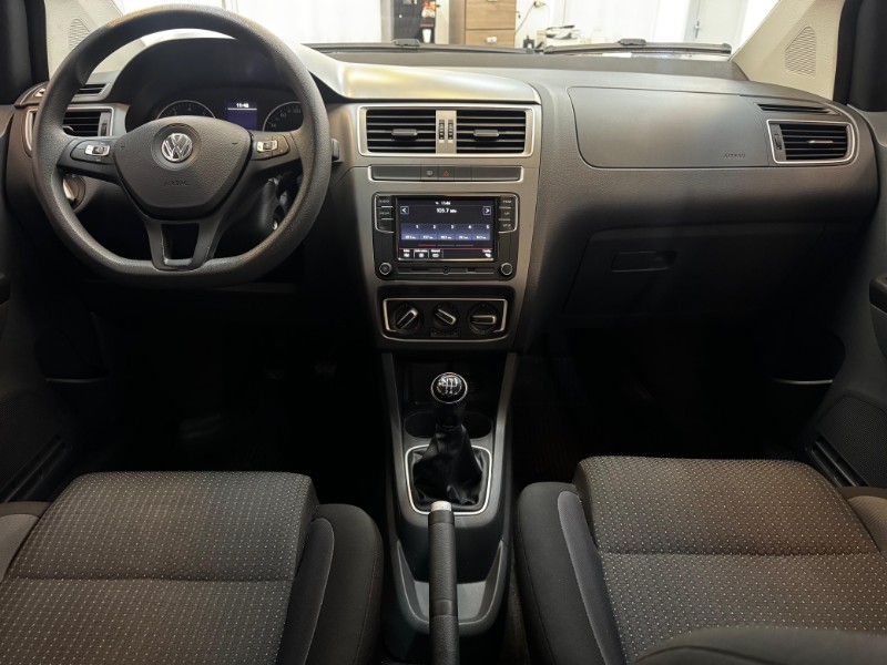 VOLKSWAGEN FOX CONNECT 1.6 2019/2019 LUCAS AUTOMÓVEIS BOM RETIRO DO SUL / Carros no Vale