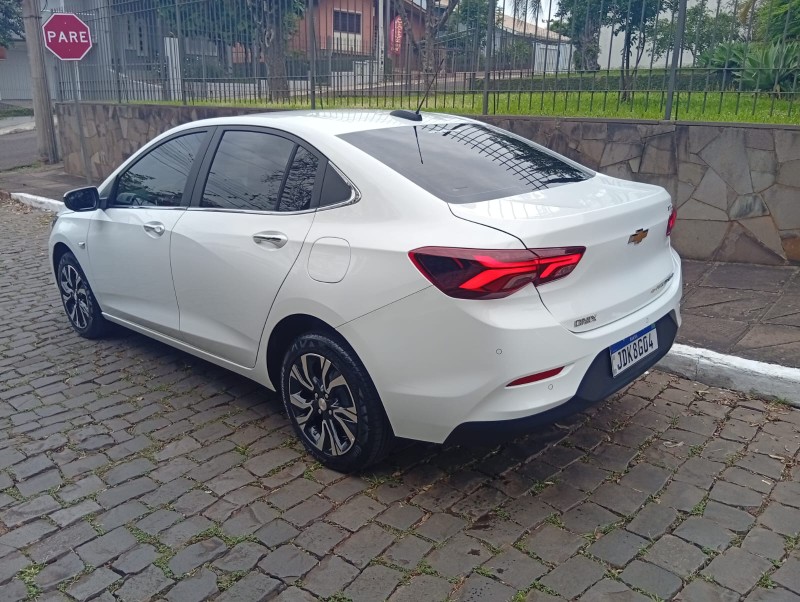 CHEVROLET ONIX PREMIER 2 2024/2025 ALTERNATIVA VEÍCULOS LAJEADO / Carros no Vale