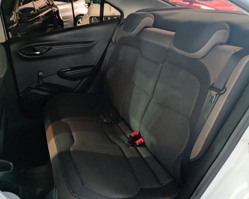 CHEVROLET PRISMA SED. LT 1.4 8V FLEXPOWER 4P 2014/2015 RICARDO VEÍCULOS TEUTÔNIA / Carros no Vale