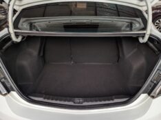 CHEVROLET PRISMA SED. LT 1.4 8V FLEXPOWER 4P 2014/2015 RICARDO VEÍCULOS TEUTÔNIA / Carros no Vale