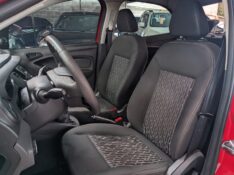 FORD KA + 1.5 SE PLUS 16V 2017/2018 RICARDO VEÍCULOS TEUTÔNIA / Carros no Vale