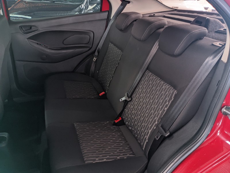 FORD KA + 1.5 SE PLUS 16V 2017/2018 RICARDO VEÍCULOS TEUTÔNIA / Carros no Vale