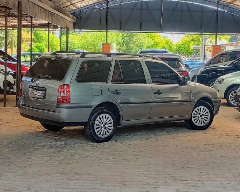 VOLKSWAGEN PARATI 1.8 TOUR 8V 2001/2002 RICARDO VEÍCULOS TEUTÔNIA / Carros no Vale