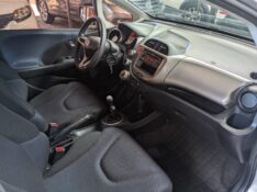 HONDA FIT LX 1.4/ 1.4 FLEX 8V/16V 5P MEC. 2010/2010 RICARDO VEÍCULOS TEUTÔNIA / Carros no Vale