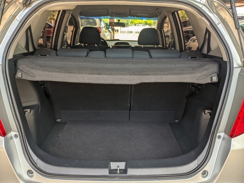 HONDA FIT LX 1.4/ 1.4 FLEX 8V/16V 5P MEC. 2010/2010 RICARDO VEÍCULOS TEUTÔNIA / Carros no Vale