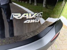 TOYOTA RAV-4 2.0 4X4 16V AUT. 2014/2014 ELY AUTOMÓVEIS LAJEADO / Carros no Vale