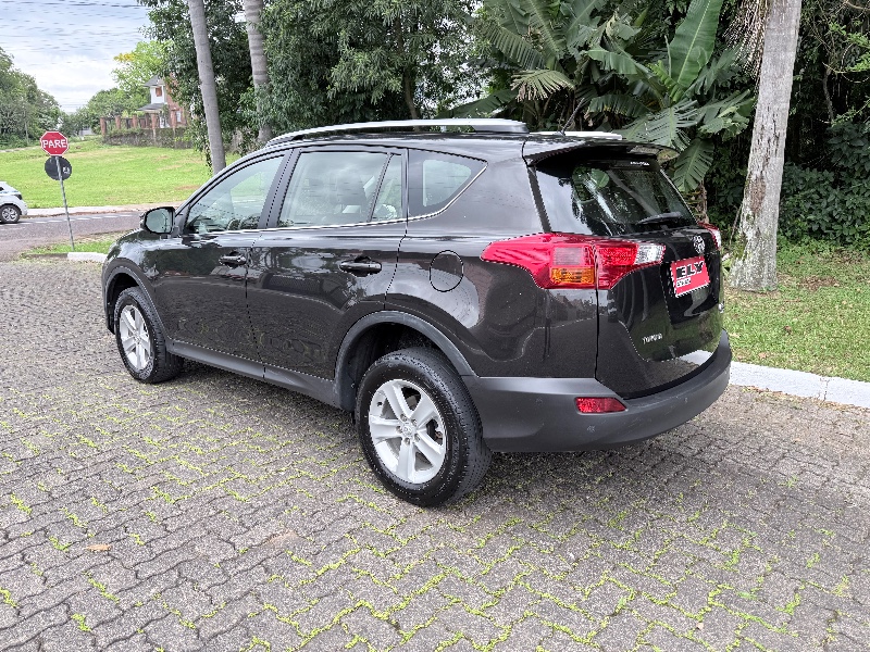 TOYOTA RAV-4 2.0 4X4 16V AUT. 2014/2014 ELY AUTOMÓVEIS LAJEADO / Carros no Vale