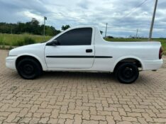 CHEVROLET CORSA PICK-UP ST 1.6 8V /2002 RT 811 VEÍCULOS ARROIO DO MEIO / Carros no Vale