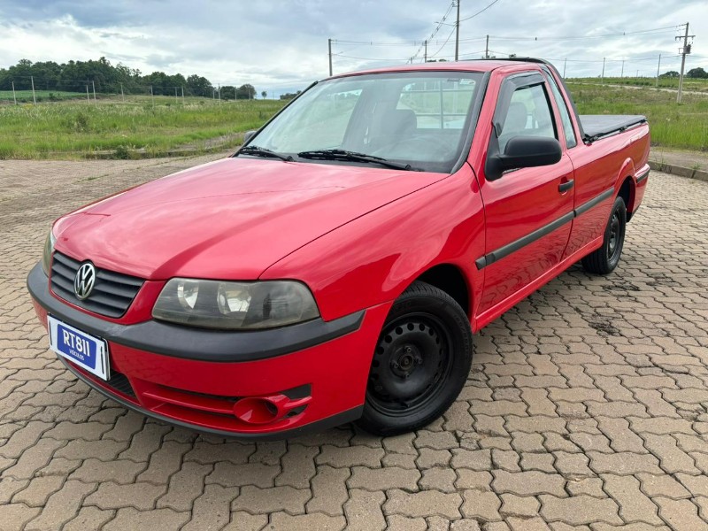 VOLKSWAGEN SAVEIRO 1.6 /2005 RT 811 VEÍCULOS ARROIO DO MEIO / Carros no Vale