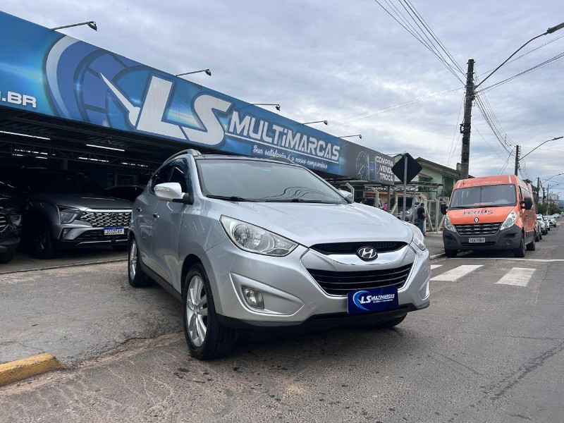 HYUNDAI IX35 GLS 2.0 16V 2WD FLEX AUT. 2012/2012 LS MULTIMARCAS VENÂNCIO AIRES / Carros no Vale