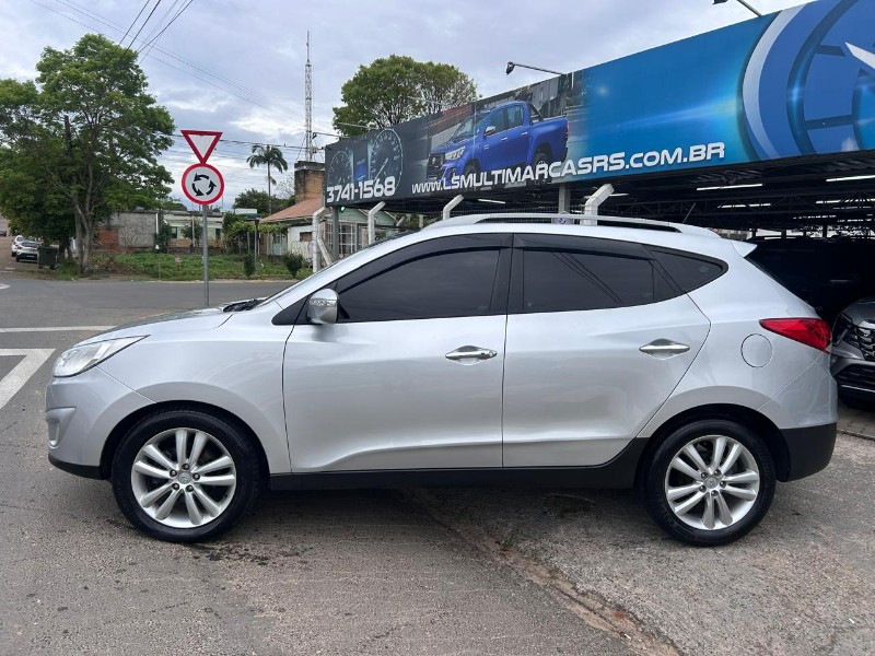 HYUNDAI IX35 GLS 2.0 16V 2WD FLEX AUT. 2012/2012 LS MULTIMARCAS VENÂNCIO AIRES / Carros no Vale