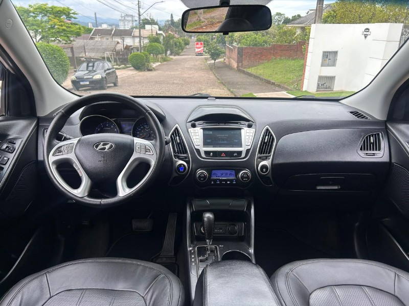 HYUNDAI IX35 GLS 2.0 16V 2WD FLEX AUT. 2012/2012 LS MULTIMARCAS VENÂNCIO AIRES / Carros no Vale