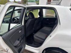 VOLKSWAGEN FOX 1.0 MI 8V TOTAL FLEX 4P 2014/2014 LS MULTIMARCAS VENÂNCIO AIRES / Carros no Vale