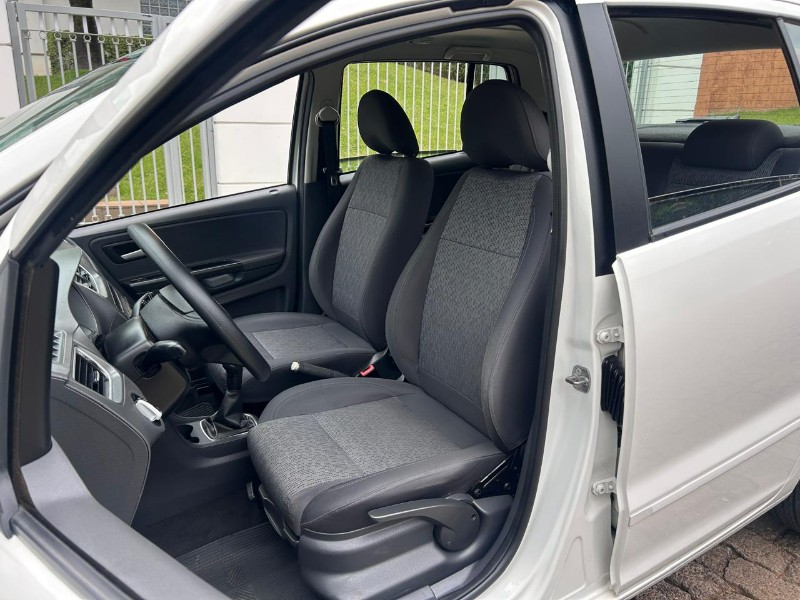 VOLKSWAGEN FOX 1.0 MI 8V TOTAL FLEX 4P 2014/2014 LS MULTIMARCAS VENÂNCIO AIRES / Carros no Vale