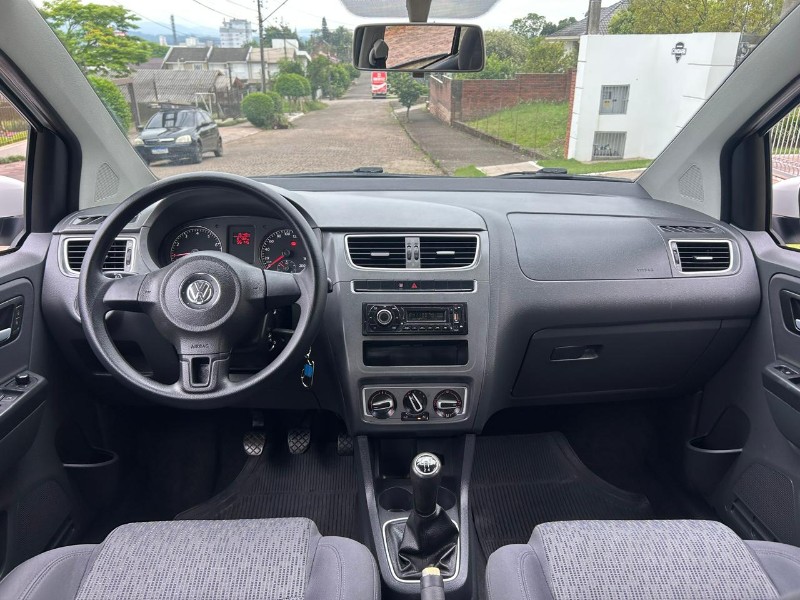 VOLKSWAGEN FOX 1.0 MI 8V TOTAL FLEX 4P 2014/2014 LS MULTIMARCAS VENÂNCIO AIRES / Carros no Vale