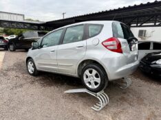 HONDA FIT 1.4 LX 16V FLEX 4P MANUAL 2009/2009 AR MULTIMARCAS VENÂNCIO AIRES / Carros no Vale