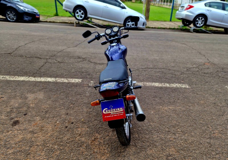 HONDA MOTOS CG 125 TITAN KS 2003/2003 CRUZEIRO MULTIMARCAS CRUZEIRO DO SUL / Carros no Vale