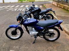 HONDA MOTOS CG 125 TITAN KS 2003/2003 CRUZEIRO MULTIMARCAS CRUZEIRO DO SUL / Carros no Vale