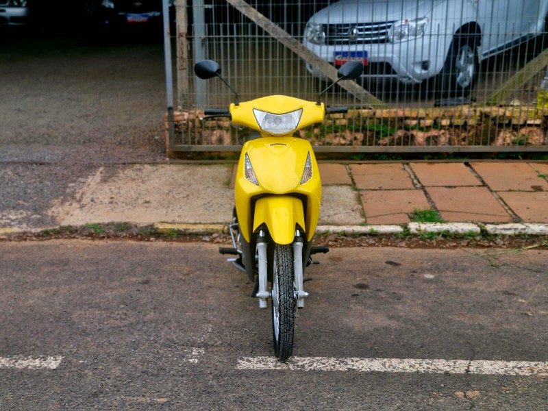 HONDA MOTOS BIZ 125 KS 2008/2008 CRUZEIRO MULTIMARCAS CRUZEIRO DO SUL / Carros no Vale