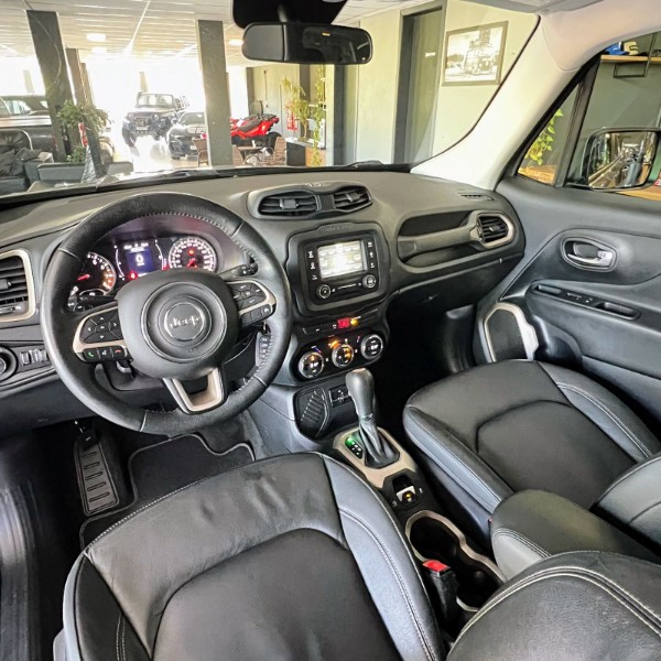 JEEP RENEGADE 1.8 LONGITUDE 16V 2018/2018 JOÃO CARROS MULTIMARCAS GUAPORÉ / Carros no Vale