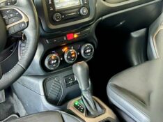 JEEP RENEGADE 1.8 LONGITUDE 16V 2018/2018 JOÃO CARROS MULTIMARCAS GUAPORÉ / Carros no Vale