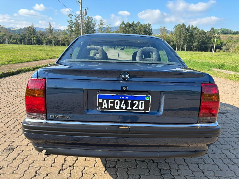 CHEVROLET OMEGA 2.2 GLS 8V /1994 RT 811 VEÍCULOS ARROIO DO MEIO / Carros no Vale