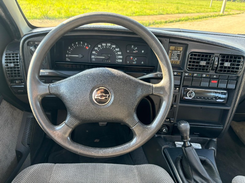 CHEVROLET OMEGA 2.2 GLS 8V /1994 RT 811 VEÍCULOS ARROIO DO MEIO / Carros no Vale