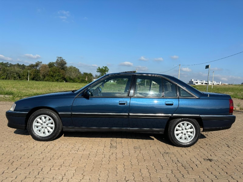 CHEVROLET OMEGA 2.2 GLS 8V /1994 RT 811 VEÍCULOS ARROIO DO MEIO / Carros no Vale