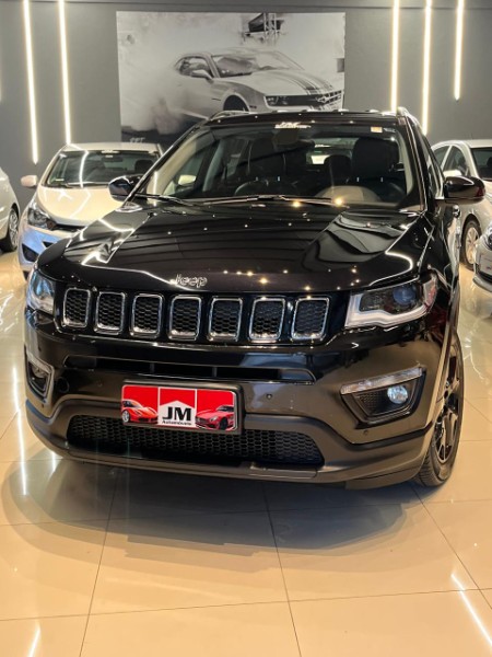 JEEP COMPASS 2.0 LONGITUDE FLEX 2018/2018 JM AUTOMÓVEIS VENÂNCIO AIRES / Carros no Vale