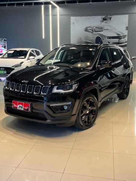 JEEP COMPASS 2.0 LONGITUDE FLEX 2018/2018 JM AUTOMÓVEIS VENÂNCIO AIRES / Carros no Vale