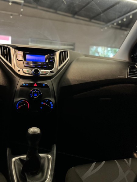 HYUNDAI HB20 1.0 COMFORT PLUS 12V FLEX 4P MANUAL 2014/2014 JM AUTOMÓVEIS VENÂNCIO AIRES / Carros no Vale