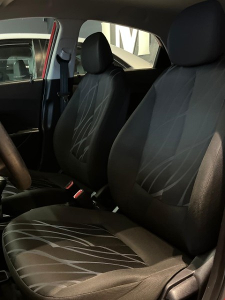 HYUNDAI HB20 1.0 COMFORT PLUS 12V FLEX 4P MANUAL 2014/2014 JM AUTOMÓVEIS VENÂNCIO AIRES / Carros no Vale