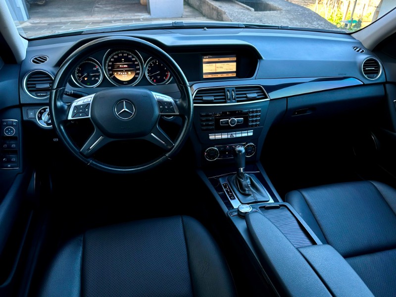 MERCEDES-BENZ C 180 CGI CLASSIC 1.8 16V 156CV 2012/2012 SÉTIMA VEÍCULOS GUAPORÉ / Carros no Vale
