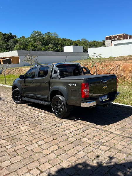 CHEVROLET S10 LTZ DIESEL 4X4 / UNICO DONO 2023/2023 BOSCO AUTOMÓVEIS GUAPORÉ / Carros no Vale
