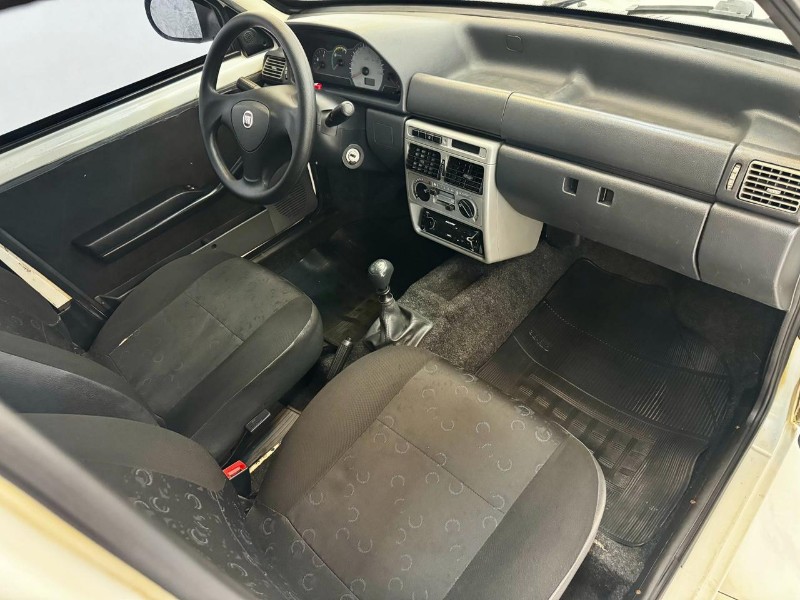 FIAT UNO MILLE 1.0 FIRE/ F./ ECONOMY 2013/2013 LUCAS AUTOMÓVEIS BOM RETIRO DO SUL / Carros no Vale