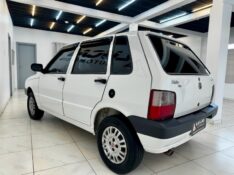 FIAT UNO MILLE 1.0 FIRE/ F./ ECONOMY 2013/2013 LUCAS AUTOMÓVEIS BOM RETIRO DO SUL / Carros no Vale