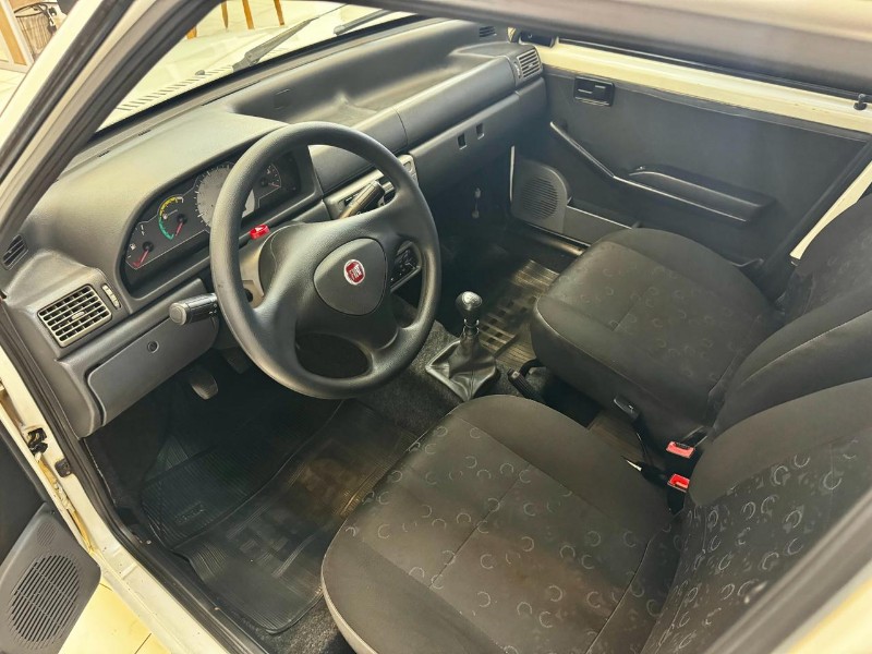 FIAT UNO MILLE 1.0 FIRE/ F./ ECONOMY 2013/2013 LUCAS AUTOMÓVEIS BOM RETIRO DO SUL / Carros no Vale