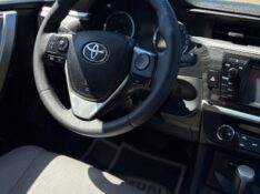 TOYOTA COROLLA 2.0 XEI 16V FLEX 4P AUTOMÁTICO /2015 NEURI VEÍCULOS LAJEADO / Carros no Vale