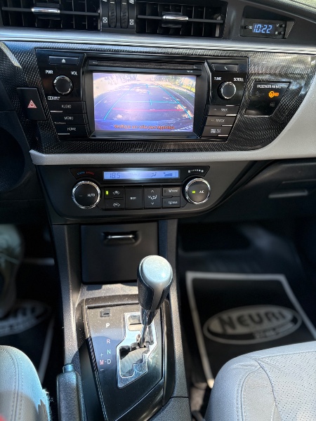 TOYOTA COROLLA 2.0 XEI 16V FLEX 4P AUTOMÁTICO /2015 NEURI VEÍCULOS LAJEADO / Carros no Vale