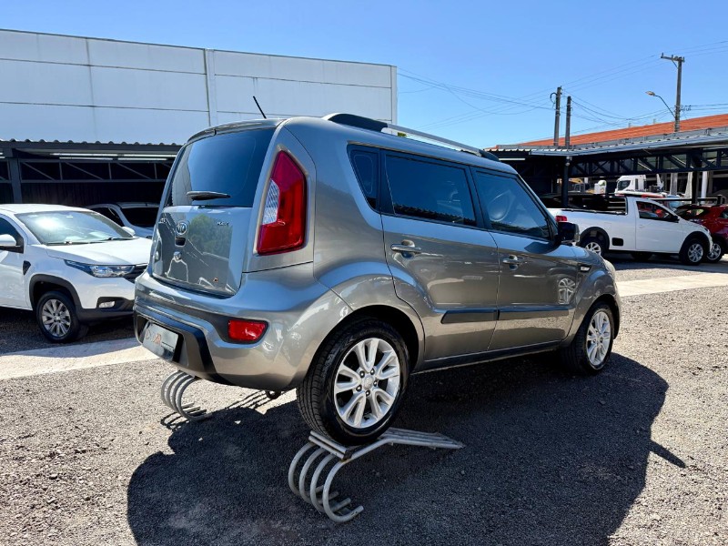KIA SOUL EX 1.6 16V FLEX 2012/2013 AR MULTIMARCAS VENÂNCIO AIRES / Carros no Vale