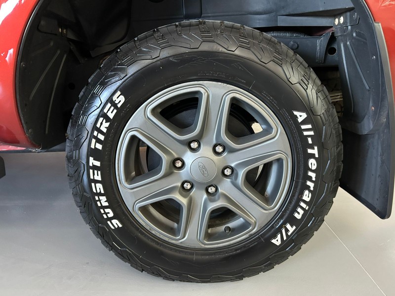 FORD RANGER XLS 2.2 4X4 CD DIESEL AUT. /2019 IDEAL VEÍCULOS LAJEADO / Carros no Vale