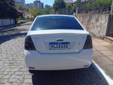 FORD FIESTA SEDAN 1.6 2013/2014 ALTERNATIVA VEÍCULOS LAJEADO / Carros no Vale