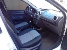 FORD FIESTA SEDAN 1.6 2013/2014 ALTERNATIVA VEÍCULOS LAJEADO / Carros no Vale