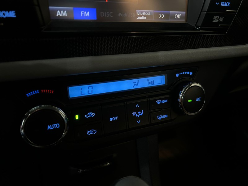 TOYOTA COROLLA XEI /2015 IDEAL VEÍCULOS LAJEADO / Carros no Vale