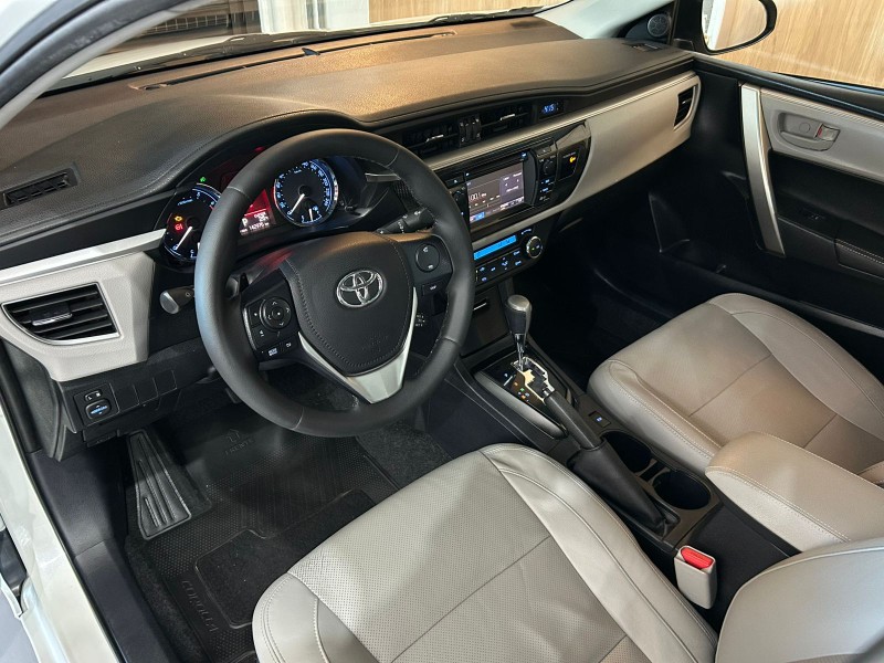 TOYOTA COROLLA XEI /2015 IDEAL VEÍCULOS LAJEADO / Carros no Vale