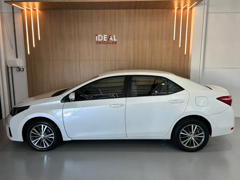 TOYOTA COROLLA XEI /2015 IDEAL VEÍCULOS LAJEADO / Carros no Vale