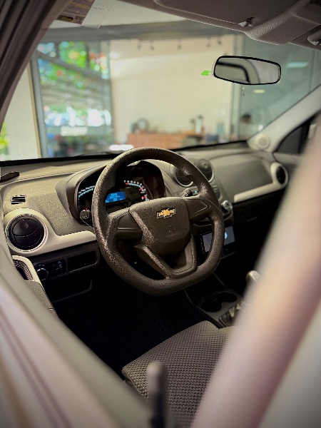 CHEVROLET MONTANA 1.4 LS 8V FLEX 2P MANUAL 2014/2015 MALAGGI VEÍCULOS ENCANTADO / Carros no Vale