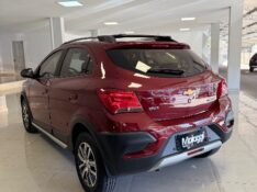 CHEVROLET ONIX 1.4 MPFI ACTIV 8V FLEX 4P AUTOMÁTICO 2017/2018 MALAGGI VEÍCULOS ENCANTADO / Carros no Vale
