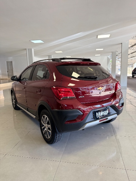 CHEVROLET ONIX 1.4 MPFI ACTIV 8V FLEX 4P AUTOMÁTICO 2017/2018 MALAGGI VEÍCULOS ENCANTADO / Carros no Vale